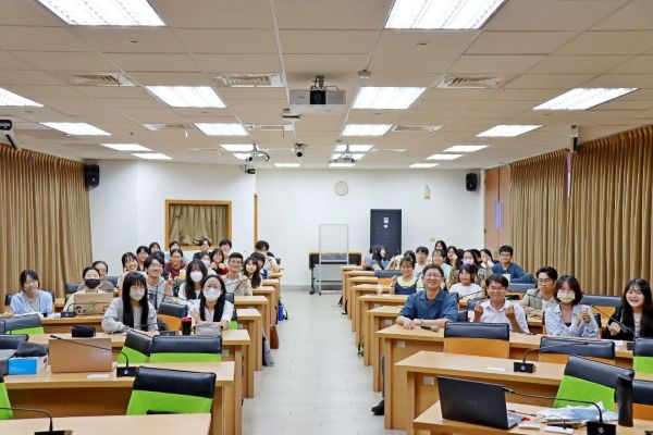 有聊有料「聲」動經典　中山大學把文學史變Podcast1